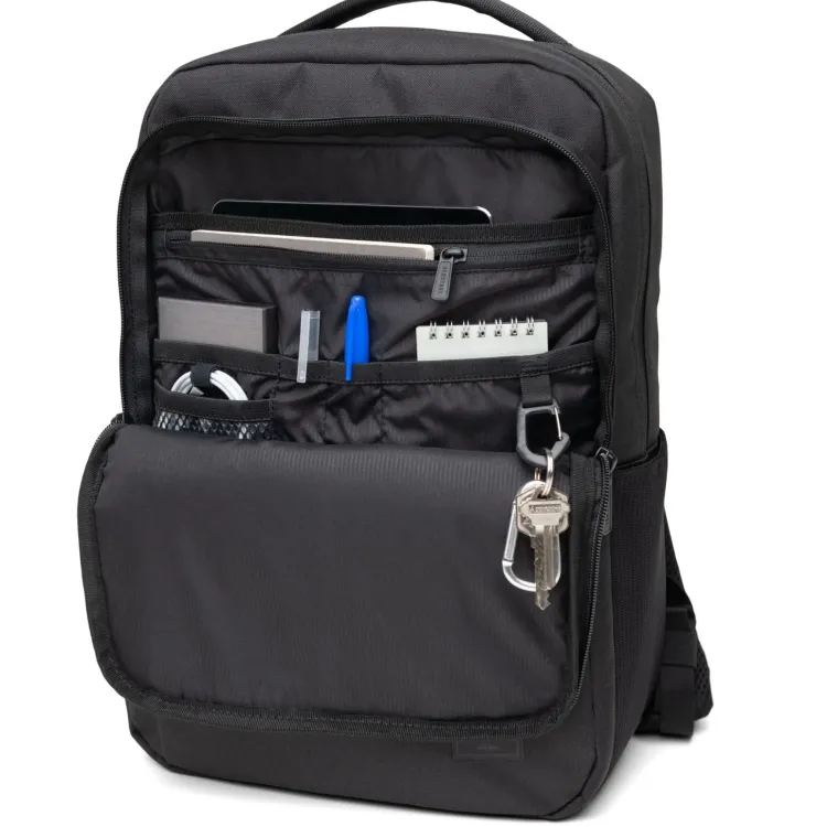 daypack_tonal_interior.jpg